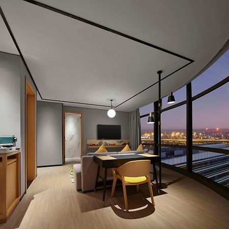Hilton Garden Inn Beijing Daxing International Airport ภายนอก รูปภาพ